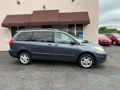 Used 2006 Toyota Sienna LE AWD/4WD image 4
