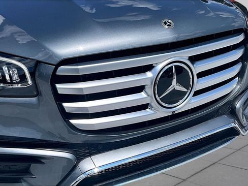 Used 2024 Mercedes-Benz GLS 450 4MATIC image 30