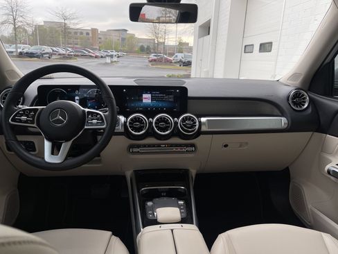 Used 2022 Mercedes-Benz GLB 250 image 29