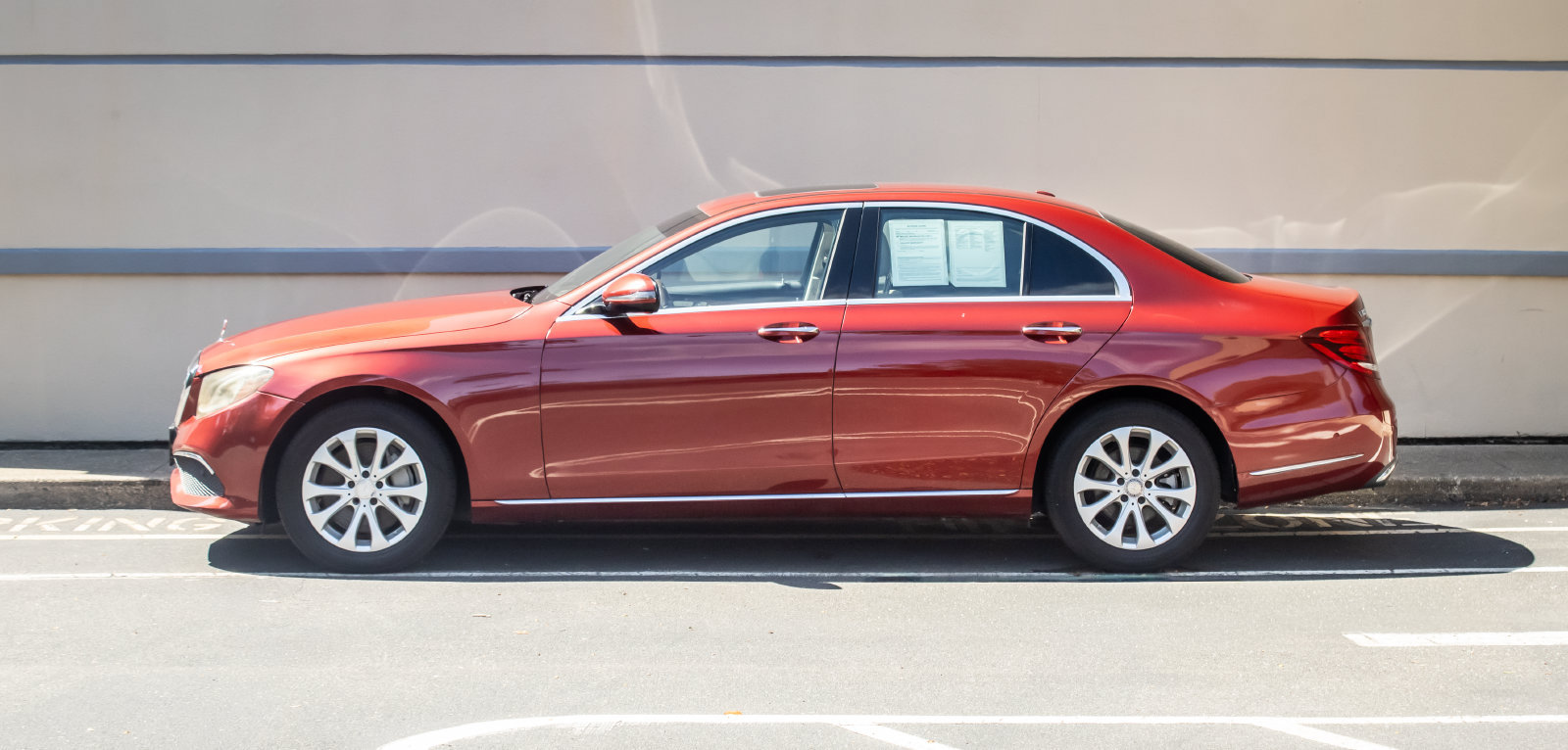 Used 2017 Mercedes-Benz E 300 4MATIC w/ Premium 1 Package image 4