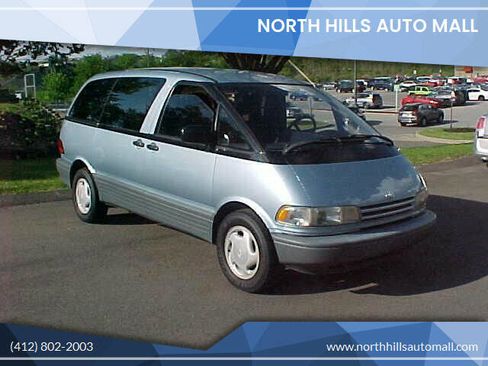 Used 1991 Toyota Previa LE image 1