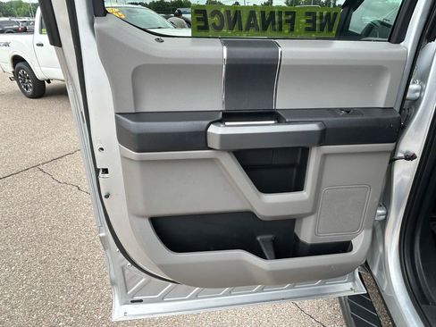 Used 2016 Ford F150 XLT AWD/4WD image 13