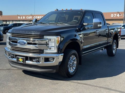 Used 2019 Ford F250 King Ranch w/ Chrome Package image 4