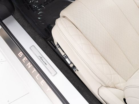 Used 2023 Bentley Continental GT Azure AWD/4WD image 20