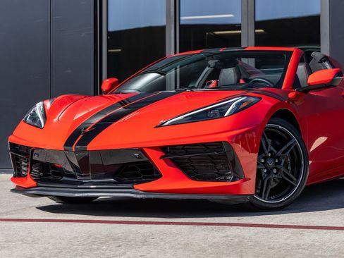 Used 2021 Chevrolet Corvette Stingray Premium Conv w/ Z51 Performance Package image 14