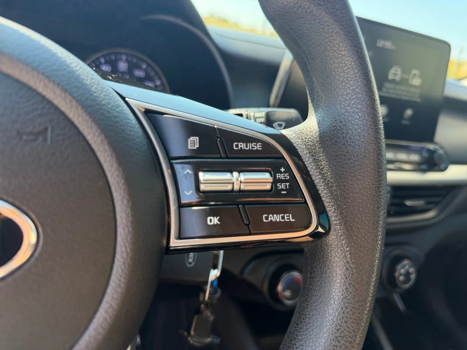 Used 2021 Kia Forte LXS FWD image 21