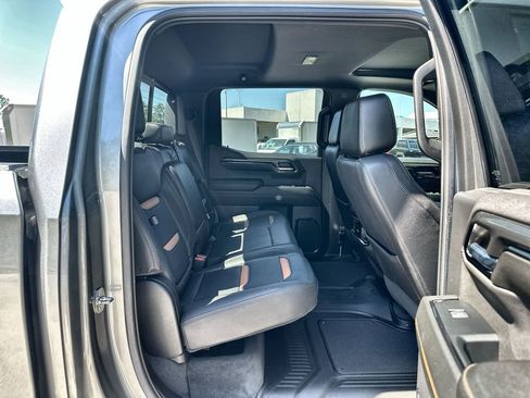Certified 2023 GMC Sierra 1500 AT4 w/ AT4 Premium Package AWD/4WD image 27