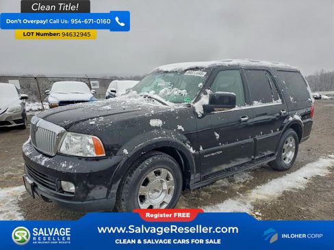 Used 2005 Lincoln Navigator 4WD image 1