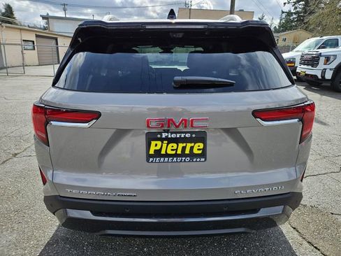 New 2026 GMC Terrain Elevation w/ Elevation Premium Package AWD/4WD image 4