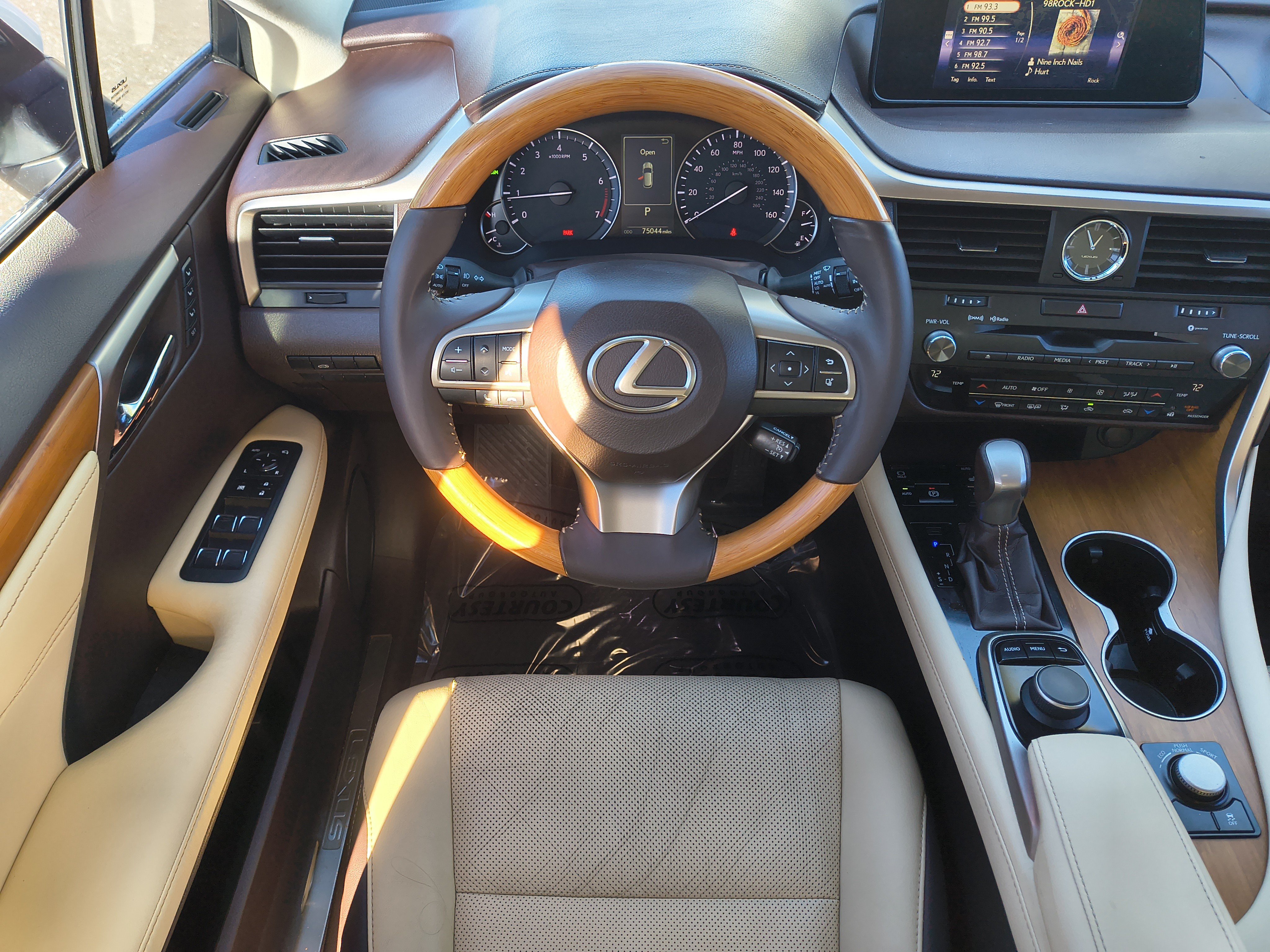 Used 2016 Lexus RX 350 FWD w/ Premium Package image 15
