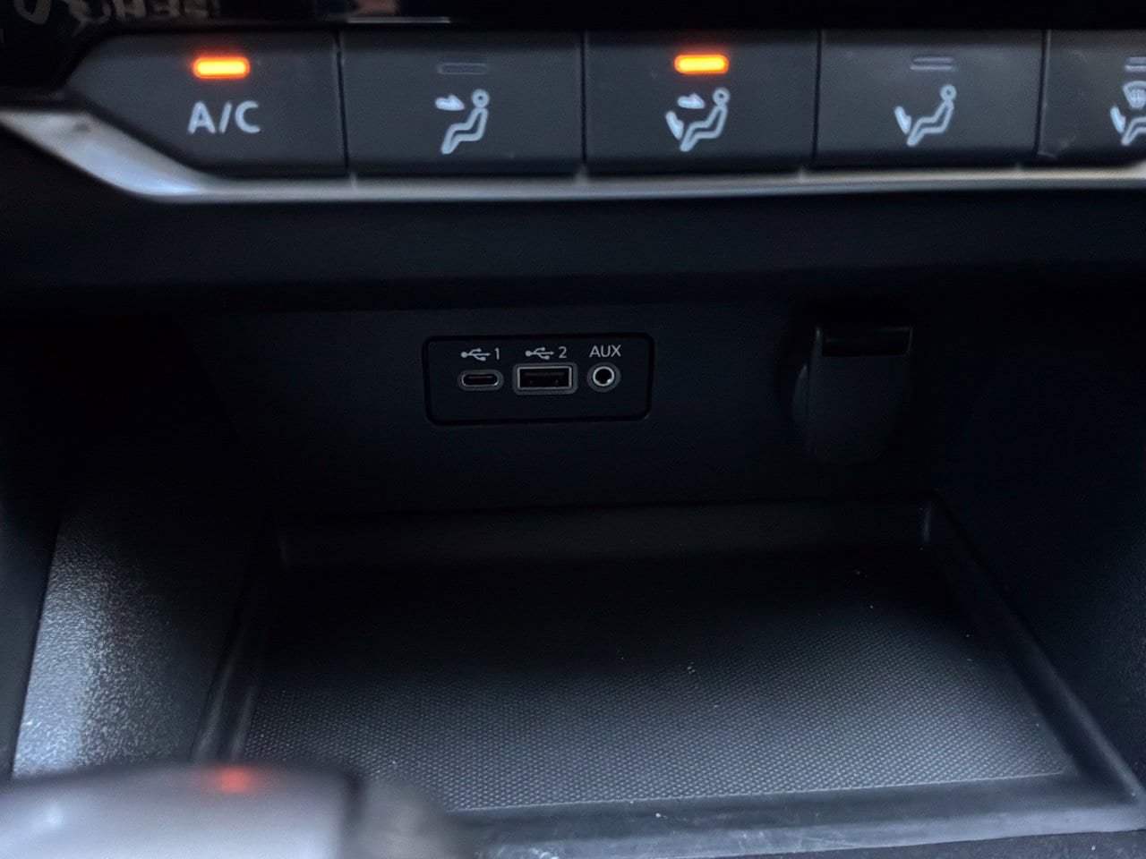 Used 2025 Nissan Altima 2.5 SV FWD image 27