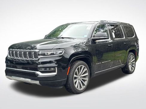 Used 2023 Jeep Grand Wagoneer Series II AWD/4WD image 3