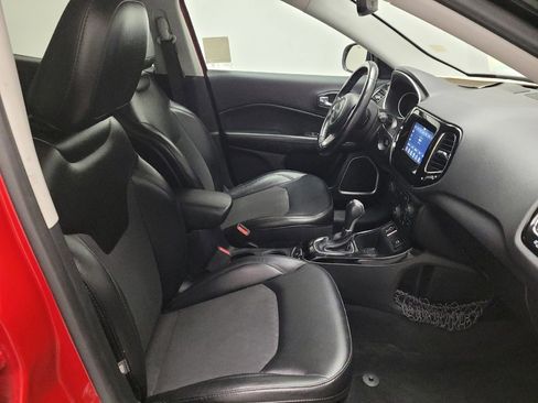 Used 2018 Jeep Compass Altitude w/ Popular Equipment Group image 21