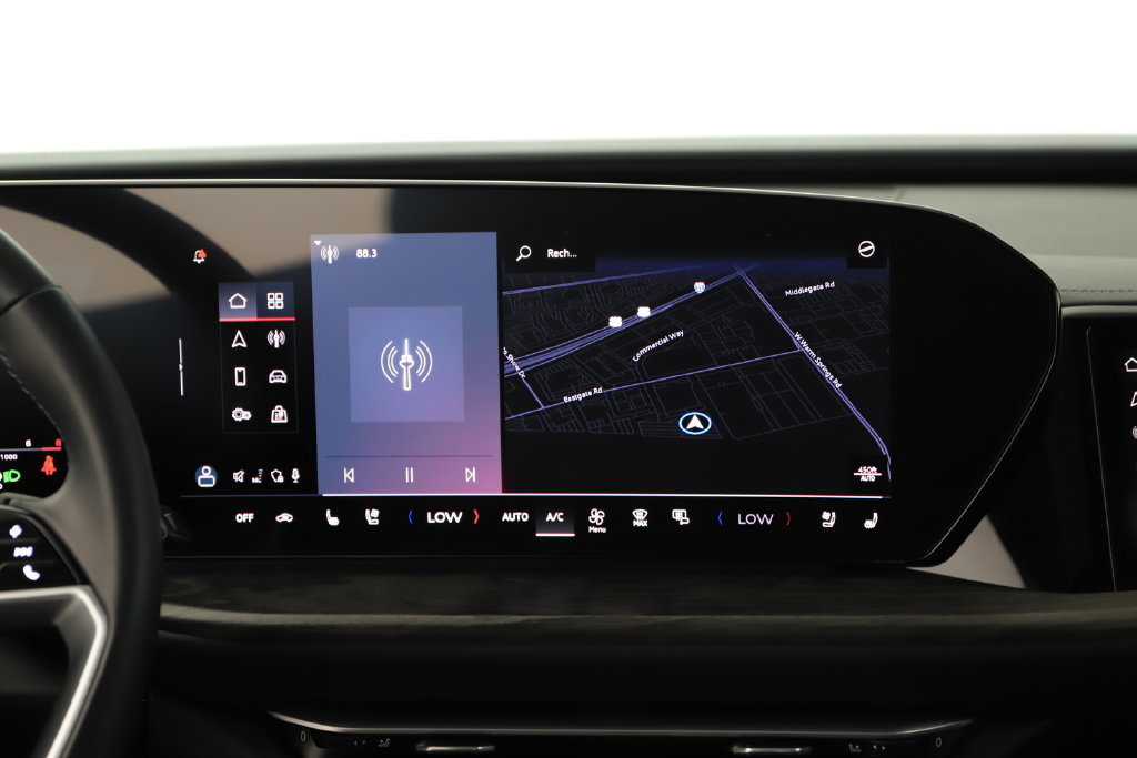 Certified 2025 Audi Q5 Prestige AWD/4WD image 19