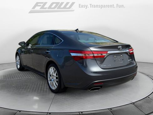 Used 2013 Toyota Avalon Limited image 5