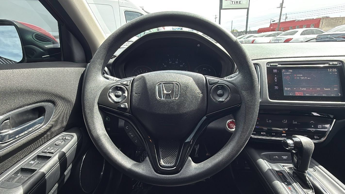 Used 2017 Honda HR-V EX image 20