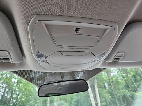 Used 2017 Ford Escape SE image 46