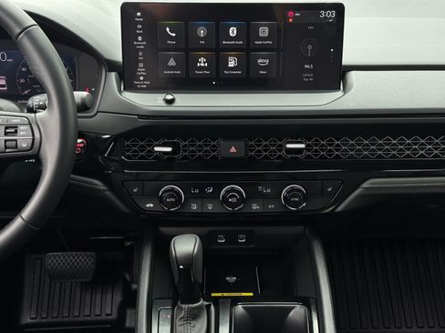 Used 2025 Honda Accord EX-L image 19