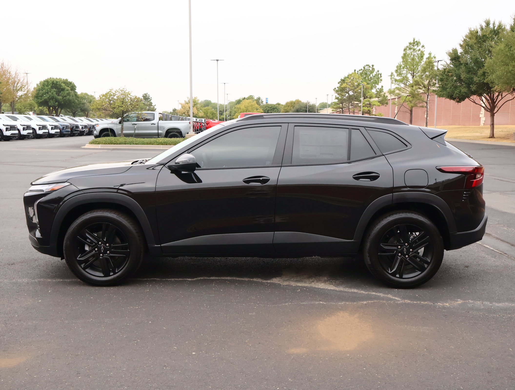 New 2026 Chevrolet Trax ACTIV w/ Sunroof Package FWD image 28