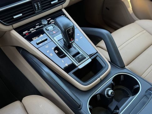 Certified 2023 Porsche Cayenne S AWD/4WD image 22