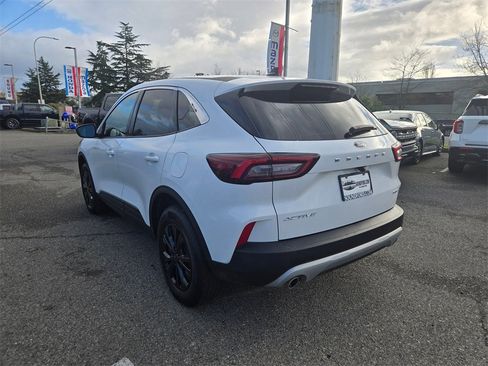 Used 2024 Ford Escape Active image 7