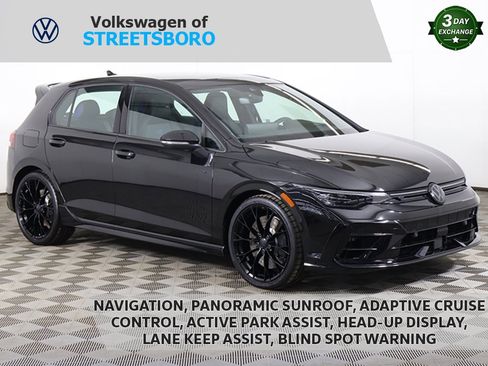Used 2025 Volkswagen Golf R Black Edition image 1