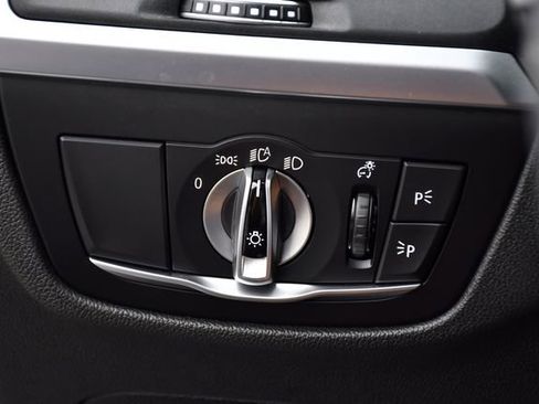 Used 2024 BMW X3 M40i w/ Parking Assistance Package image 21