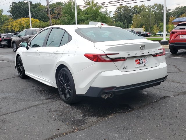 Used 2026 Toyota Camry SE AWD/4WD image 3
