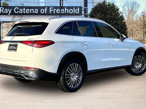 Used 2026 Mercedes-Benz GLC 300 4MATIC image 2