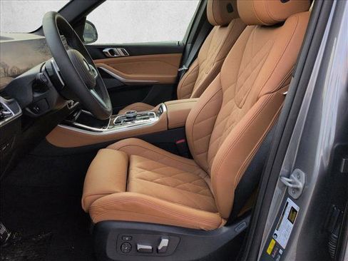 New 2026 BMW X5 xDrive50e w/ Executive Package image 4