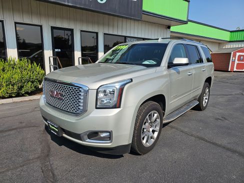 Used 2016 GMC Yukon Denali w/ Open Road Package AWD/4WD image 2