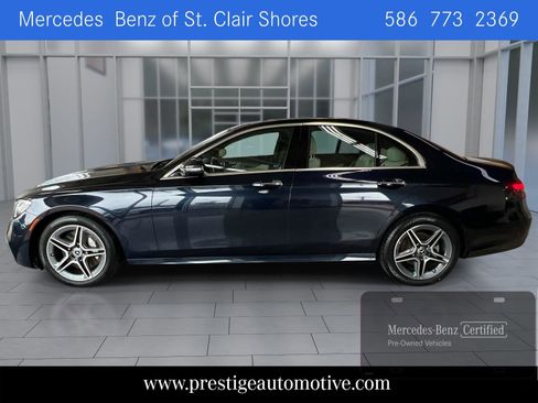 Used 2023 Mercedes-Benz E 350 4MATIC Sedan image 4