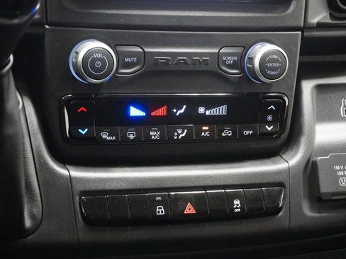 Used 2025 RAM ProMaster 1500 w/ Convenience Group image 28