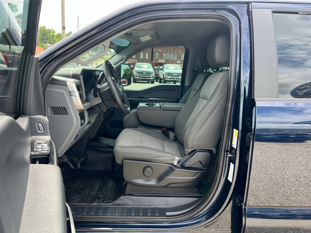 Used 2024 Ford F350 XL AWD/4WD image 13