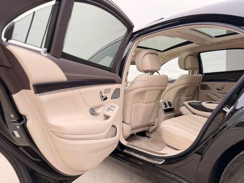 Used 2020 Mercedes-Benz S 560 4MATIC Sedan image 23