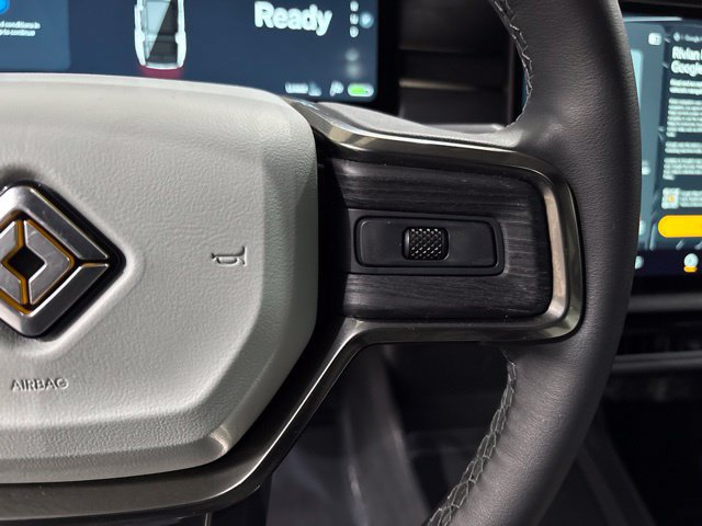 Used 2025 Rivian R1S Adventure Dual AWD/4WD image 31