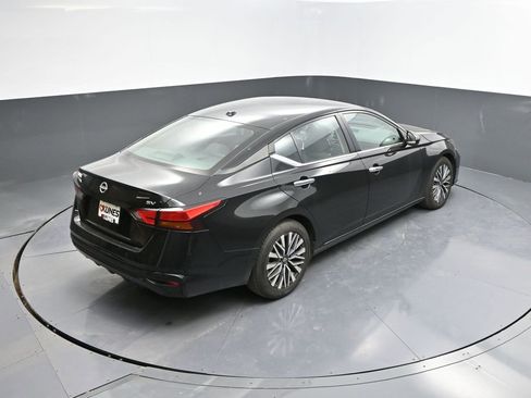 Used 2023 Nissan Altima 2.5 SV image 31
