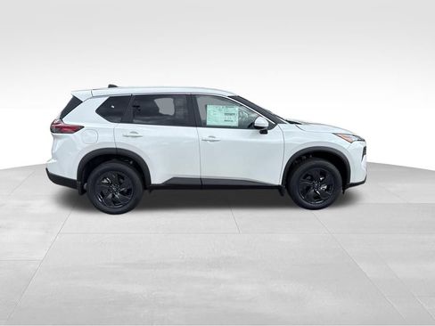 New 2026 Nissan Rogue SV image 5