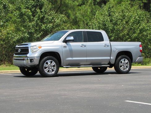 Used 2014 Toyota Tundra 1794 Edition AWD/4WD image 5