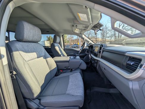 New 2026 Ford F250 XLT w/ FX4 Off-Road Package image 6