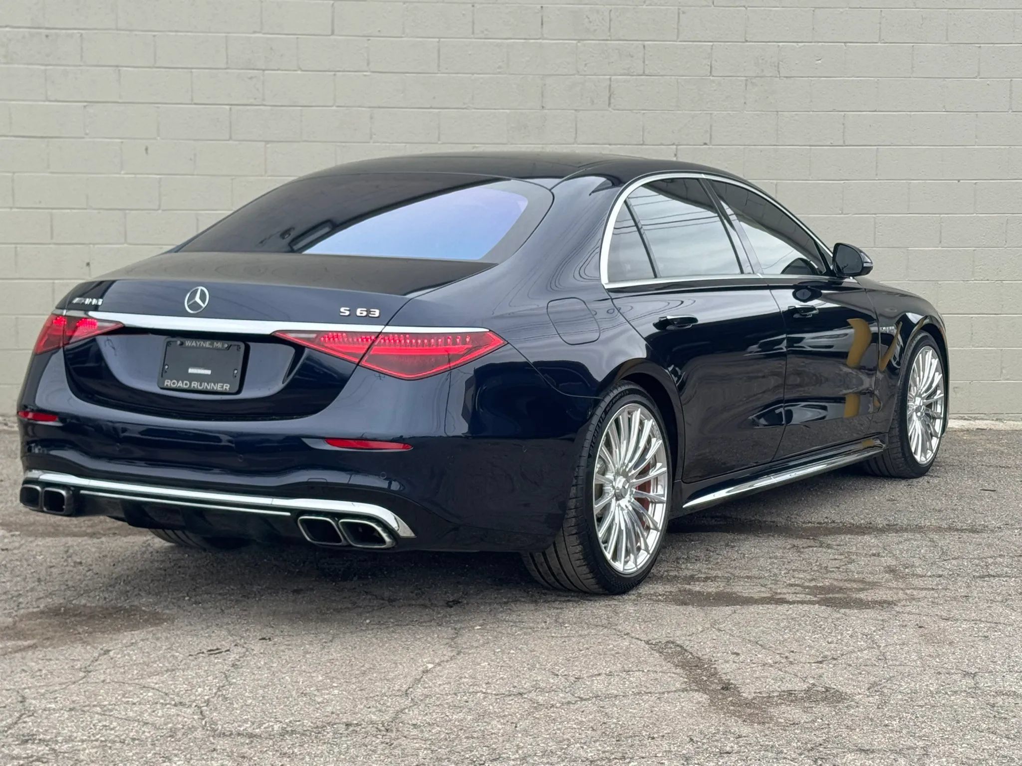 Used 2024 Mercedes-Benz S 63 AMG S image 10