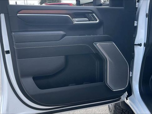 Certified 2024 GMC Sierra 3500 Denali w/ Denali Reserve Package image 21