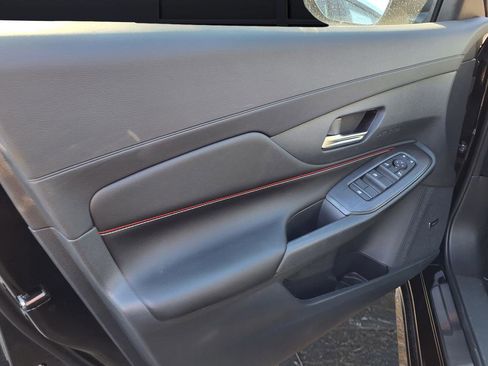 New 2026 Nissan Sentra SR w/ SR Premium Package FWD image 60