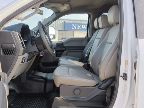 Used 2022 Ford F450 XL w/ Power Equipment Group image 16