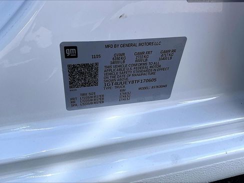 New 2026 GMC Sierra 3500 SLT w/ SLT Convenience Package AWD/4WD image 13