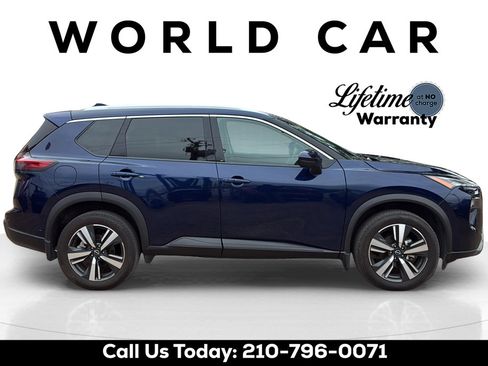 Used 2024 Nissan Rogue SL w/ SL Premium Package FWD image 3