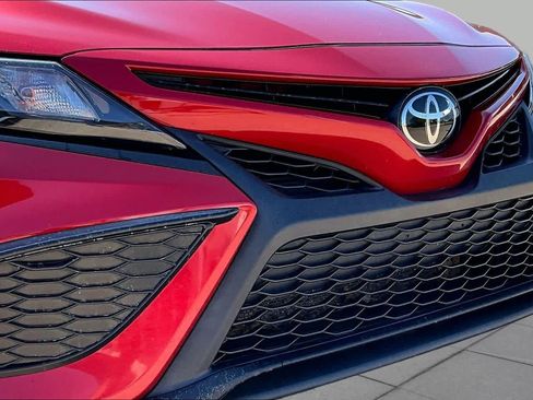 Used 2023 Toyota Camry SE FWD image 28