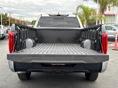 New 2026 Toyota Tundra SR image 12