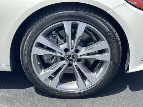 Used 2019 Mercedes-Benz C 300 Sedan image 32