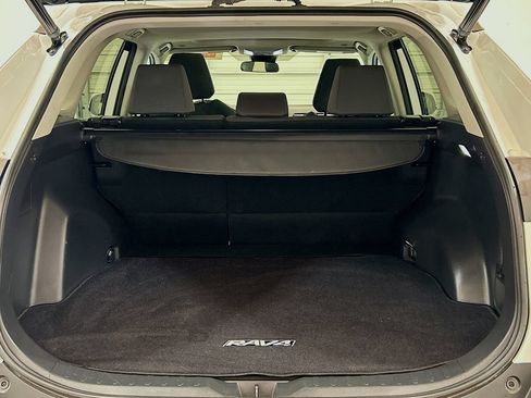 Used 2023 Toyota RAV4 XLE w/ Convenience Package FWD image 23